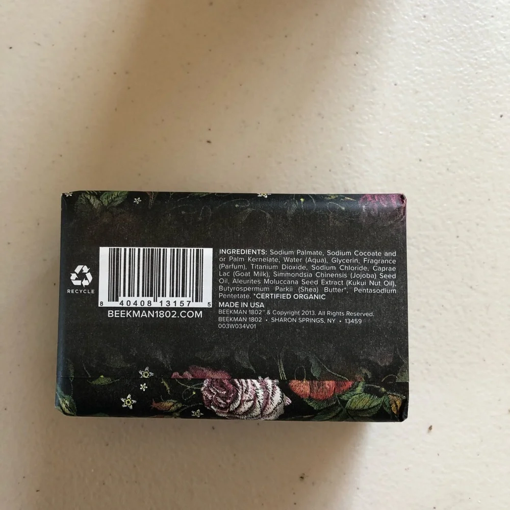 RETIRED Discontinued Meadow Lark Beekman 1802 Large 9 oz. goat milk soap